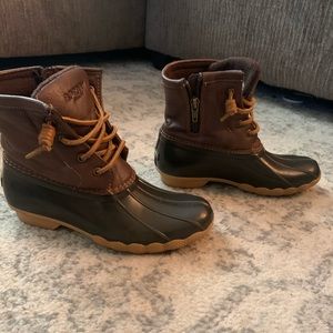 Sperry duck boots for kids size 3
